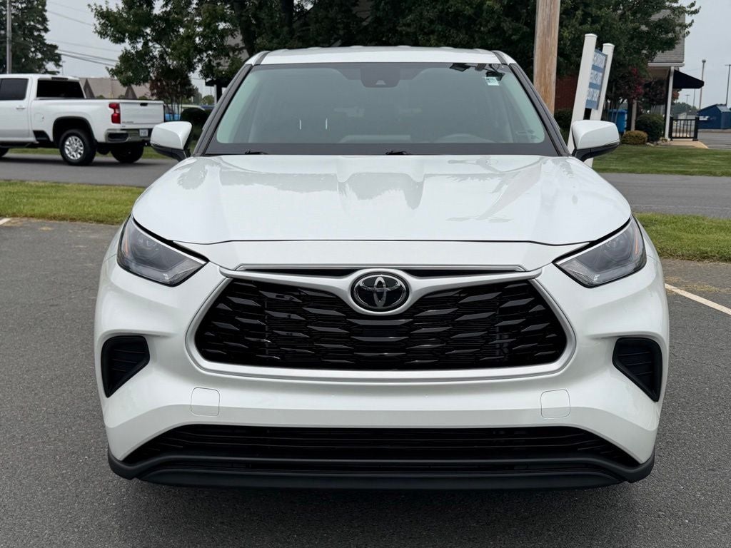 2022 Toyota Highlander L