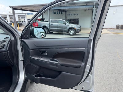2025 Mitsubishi Outlander Sport 2.0 ES