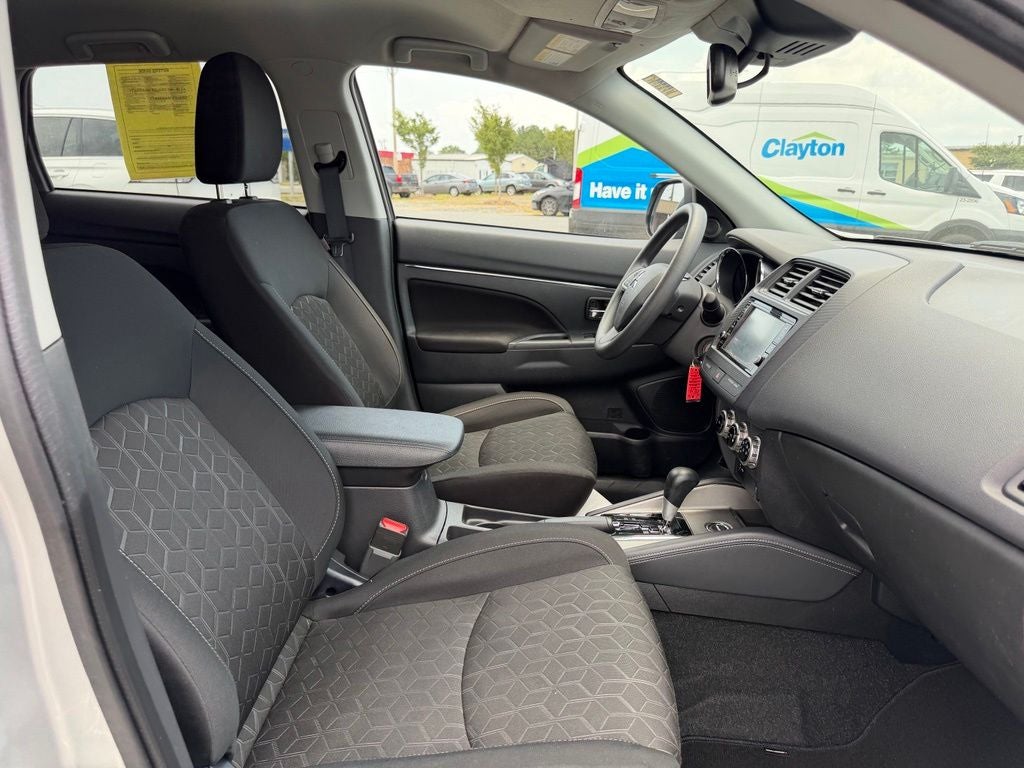 2025 Mitsubishi Outlander Sport 2.0 ES