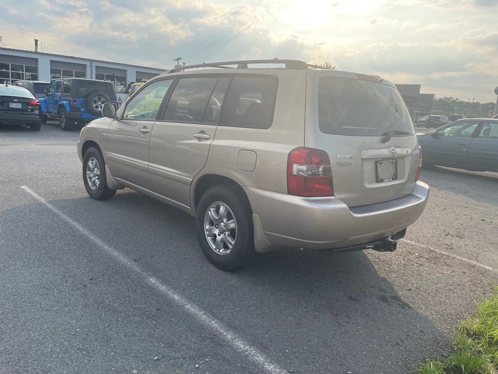 2004 Toyota Highlander Base