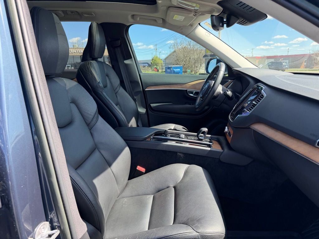 2023 Volvo XC90 B6 Plus 6-Seater