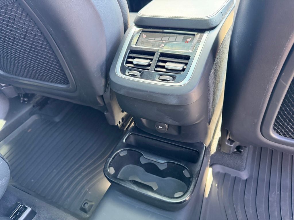 2023 Volvo XC90 B6 Plus 6-Seater